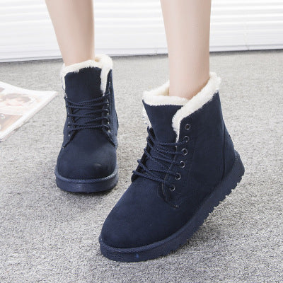 Chic Snow Street Boots for Her