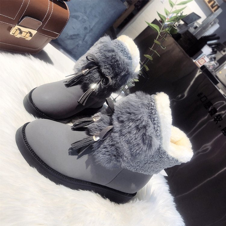 Chic Winter Snow Boots for Her