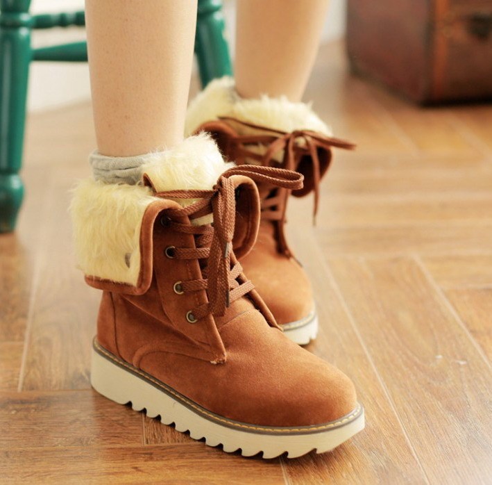 Women's Cozy Frosted Lace-Up Snow Boots