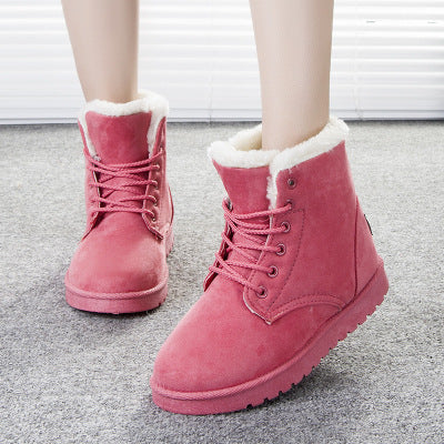 Chic Snow Street Boots for Her